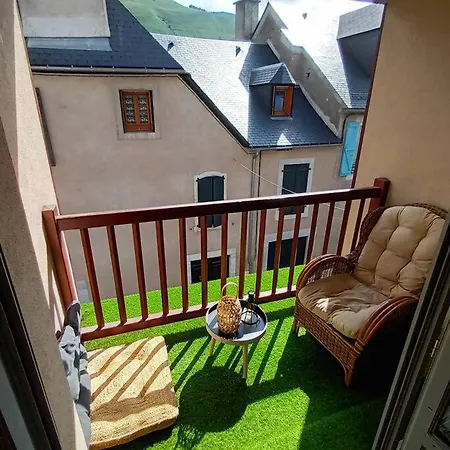 Apartment Les Loggias D'aure:6/8 Pers. Arreau